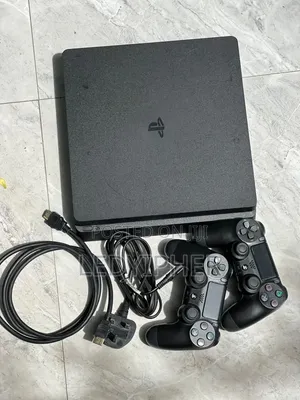 Playstation 4 Slim
