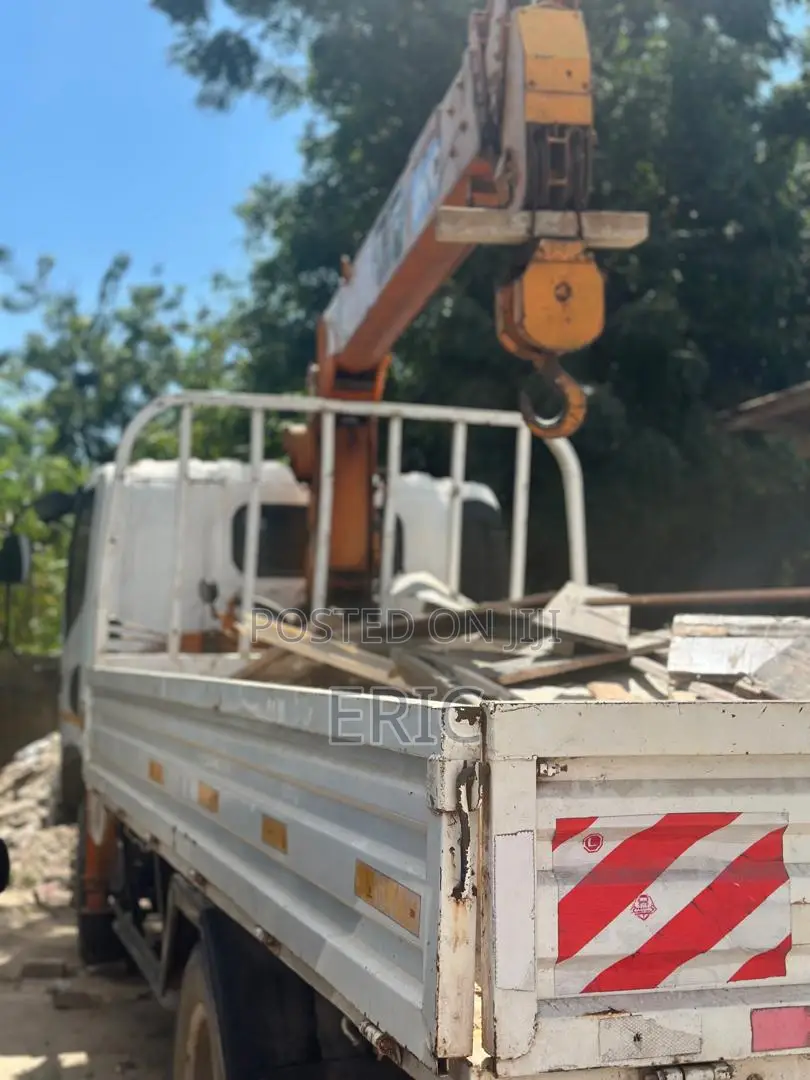 Faw 3 Tone Crane Light Truck
