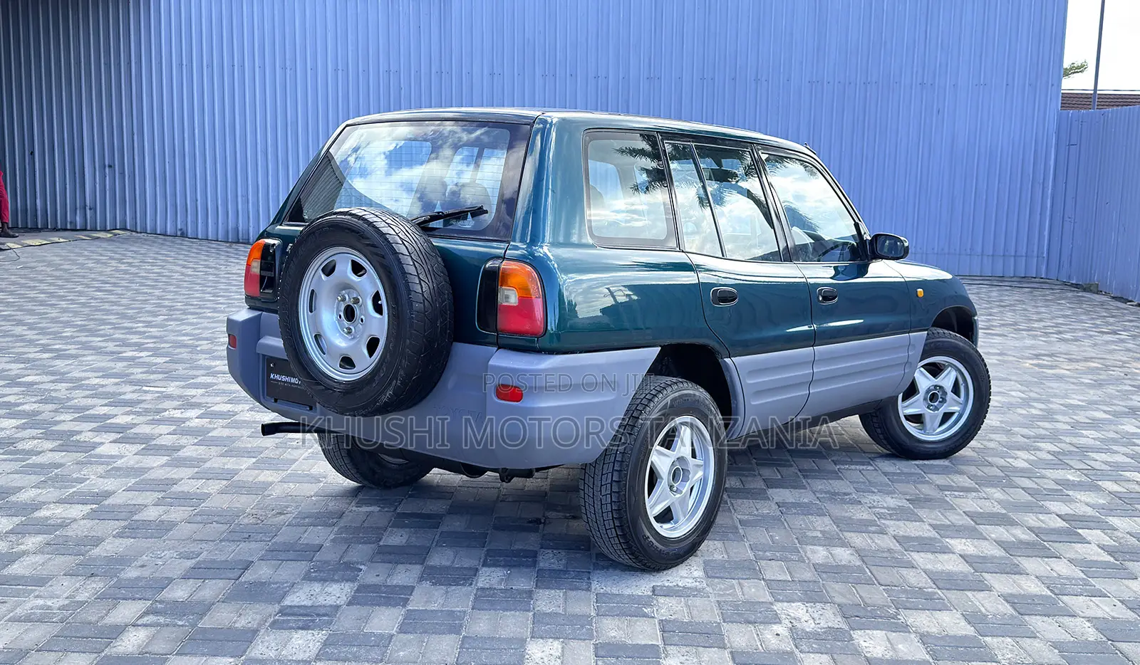 Toyota RAV4 1996 Green