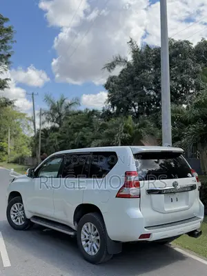 Toyota Land Cruiser Prado 2016 White