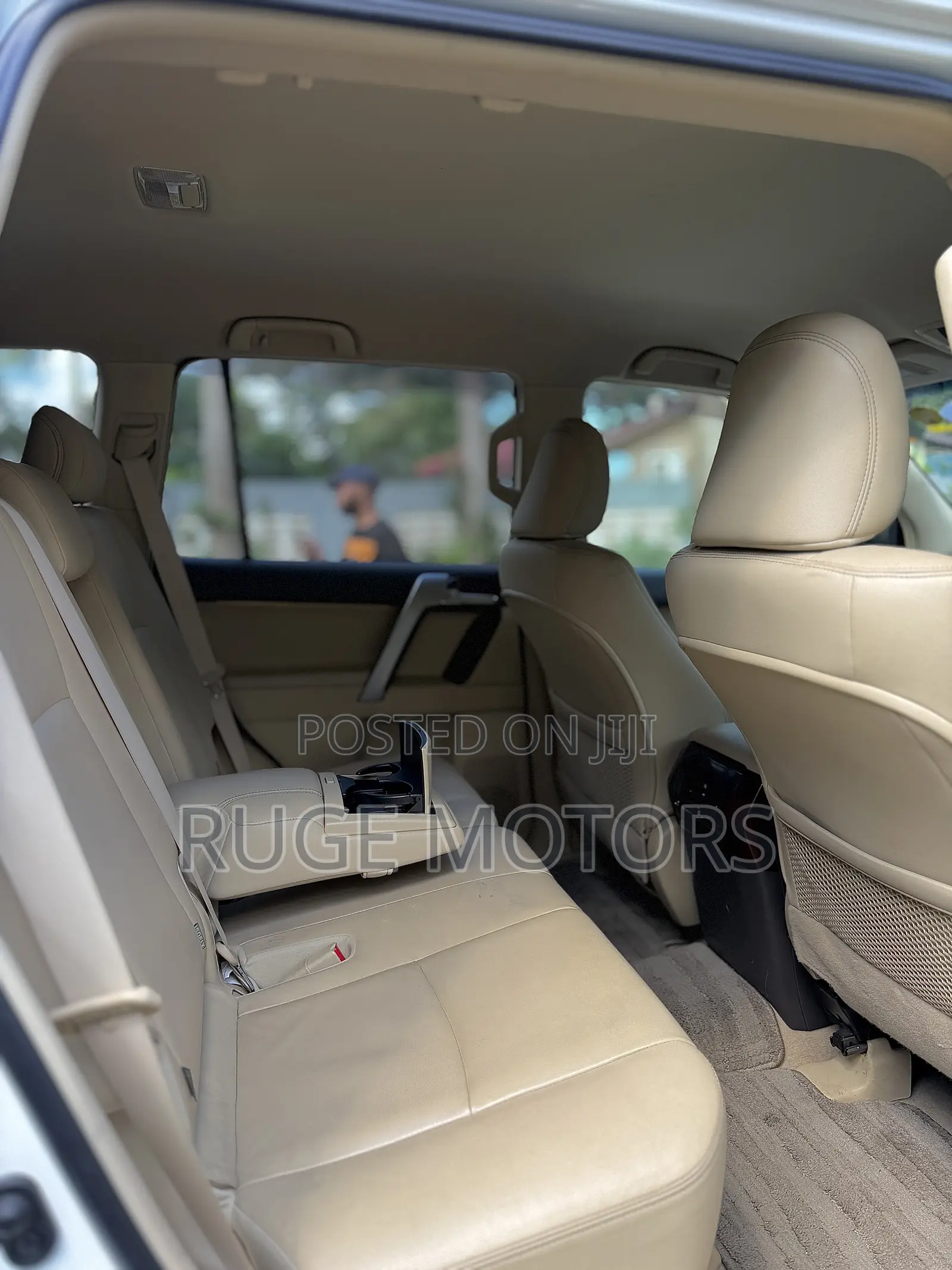 Toyota Land Cruiser Prado 2016 White