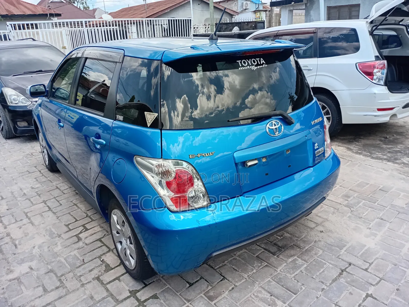 Toyota IST 2004 Blue