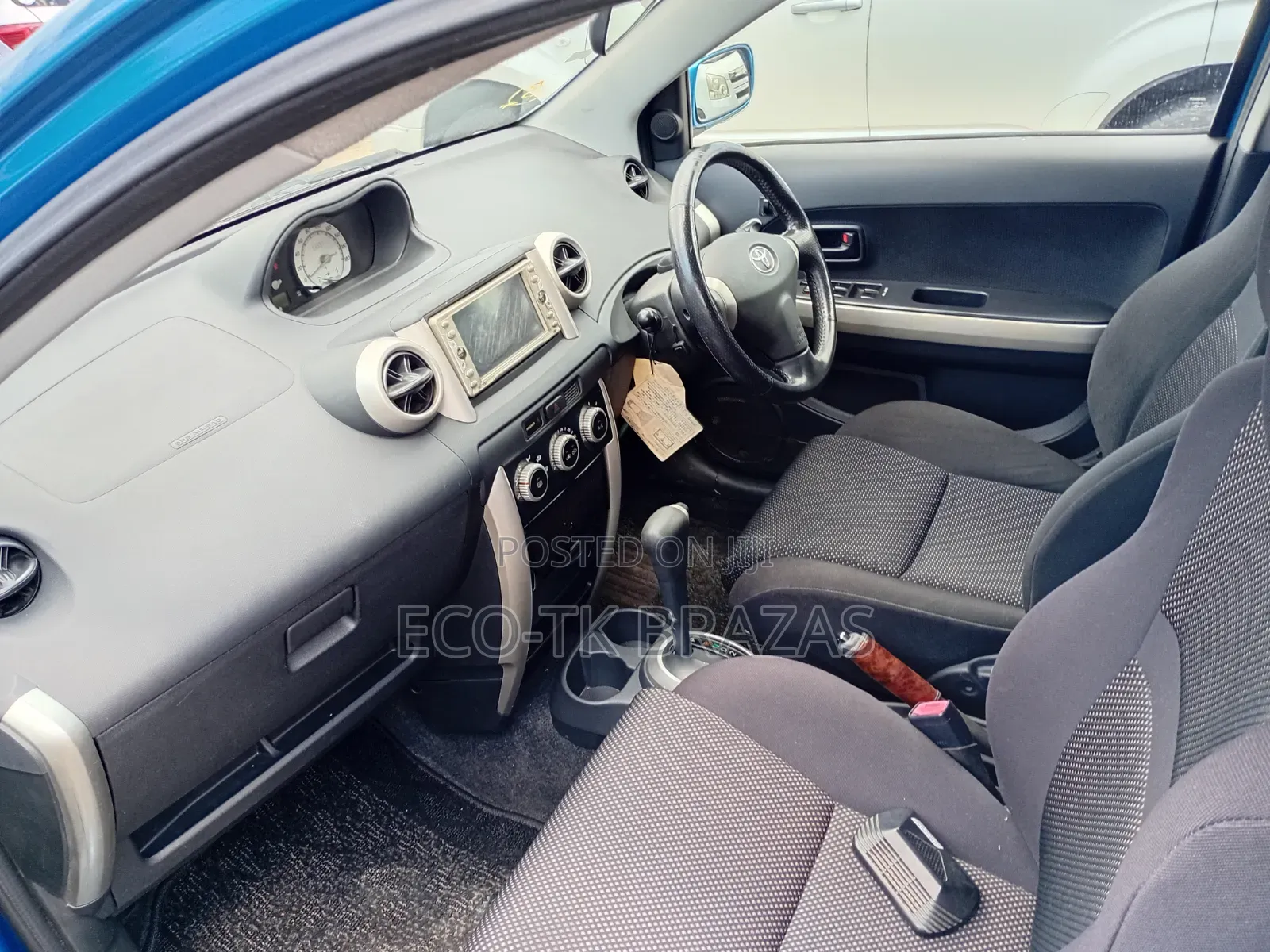 Toyota IST 2004 Blue