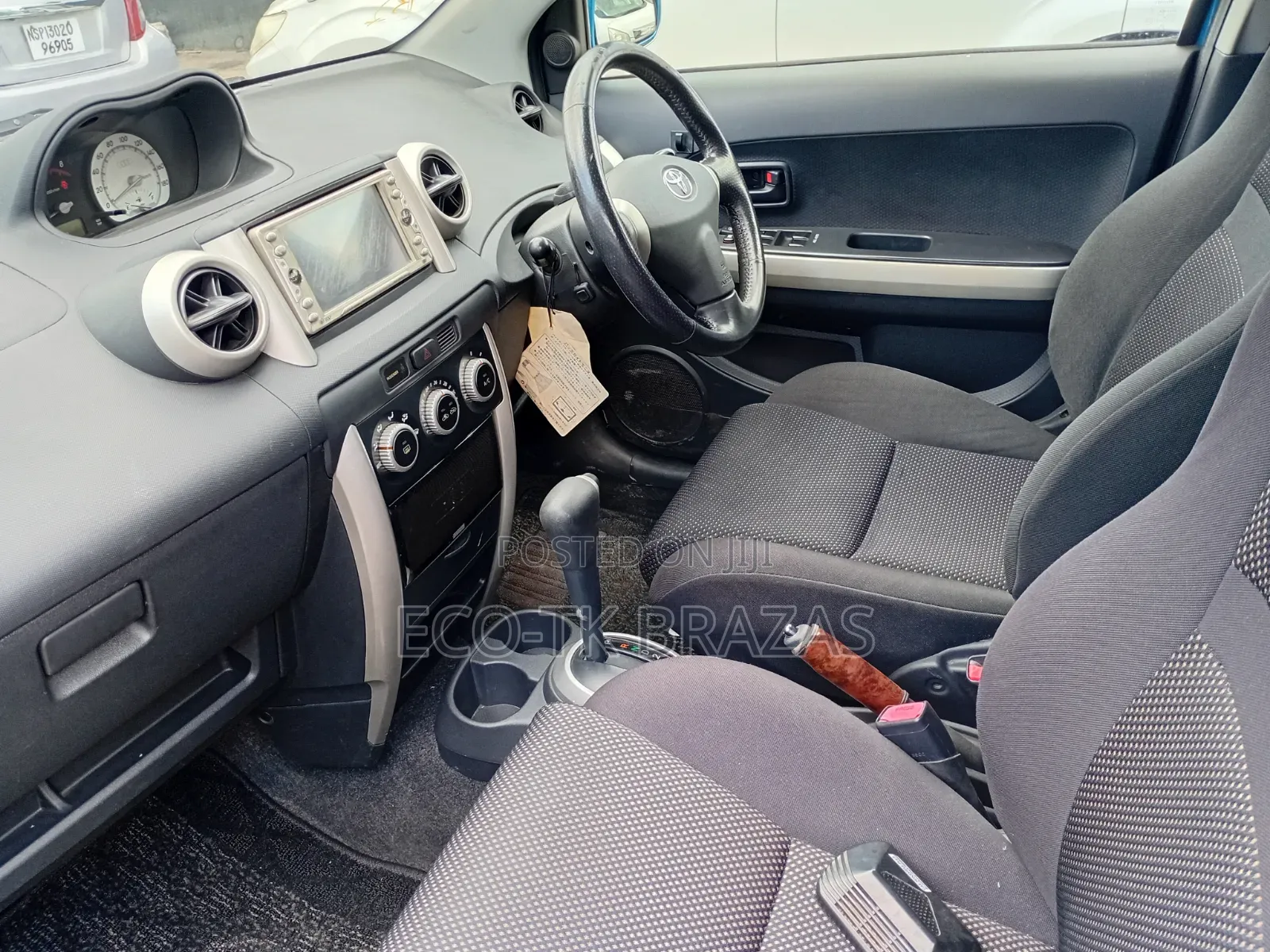 Toyota IST 2004 Blue