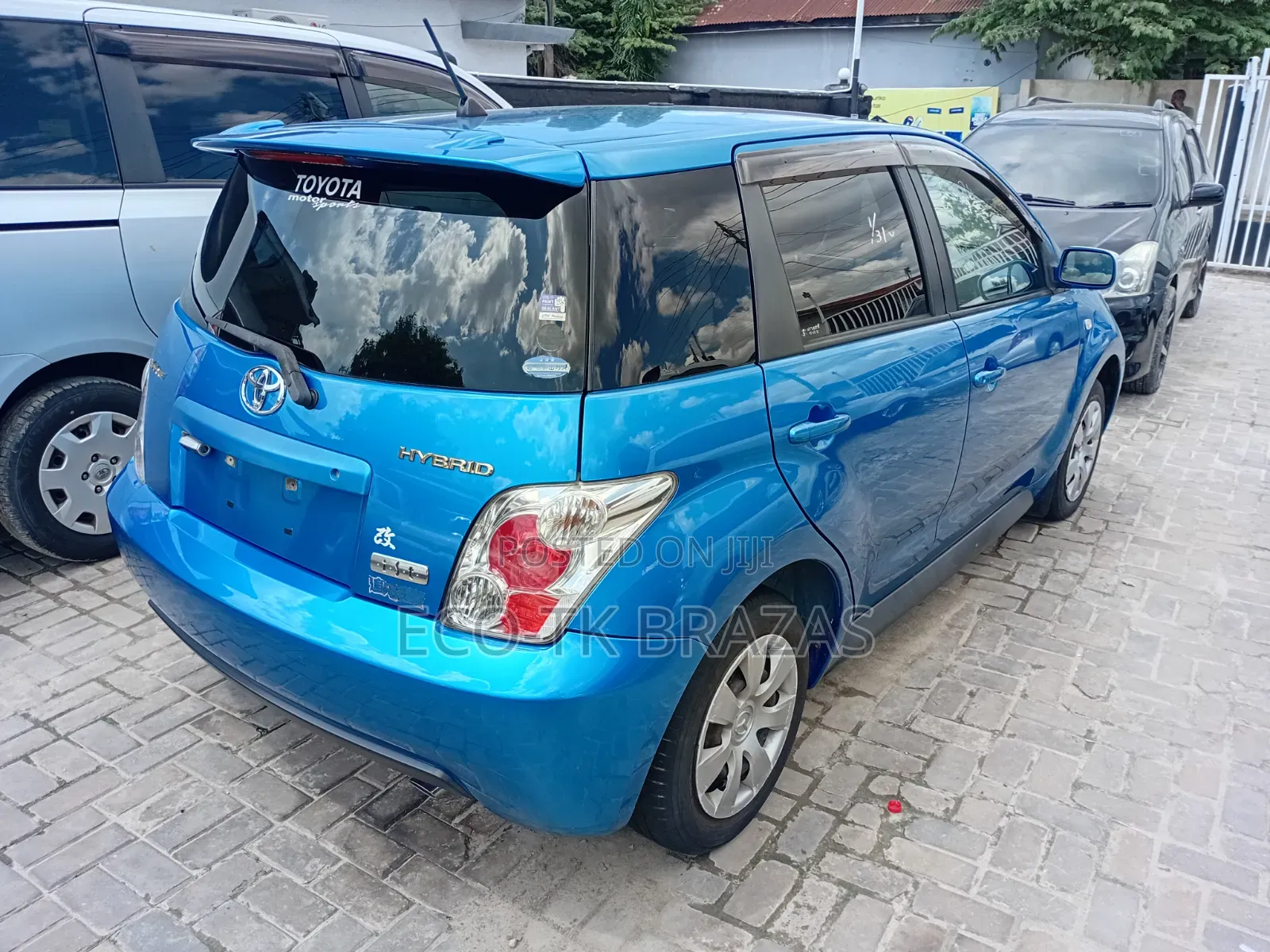 Toyota IST 2004 Blue