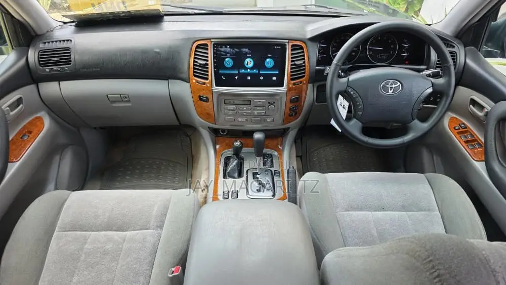 Toyota Land Cruiser 2006 Green