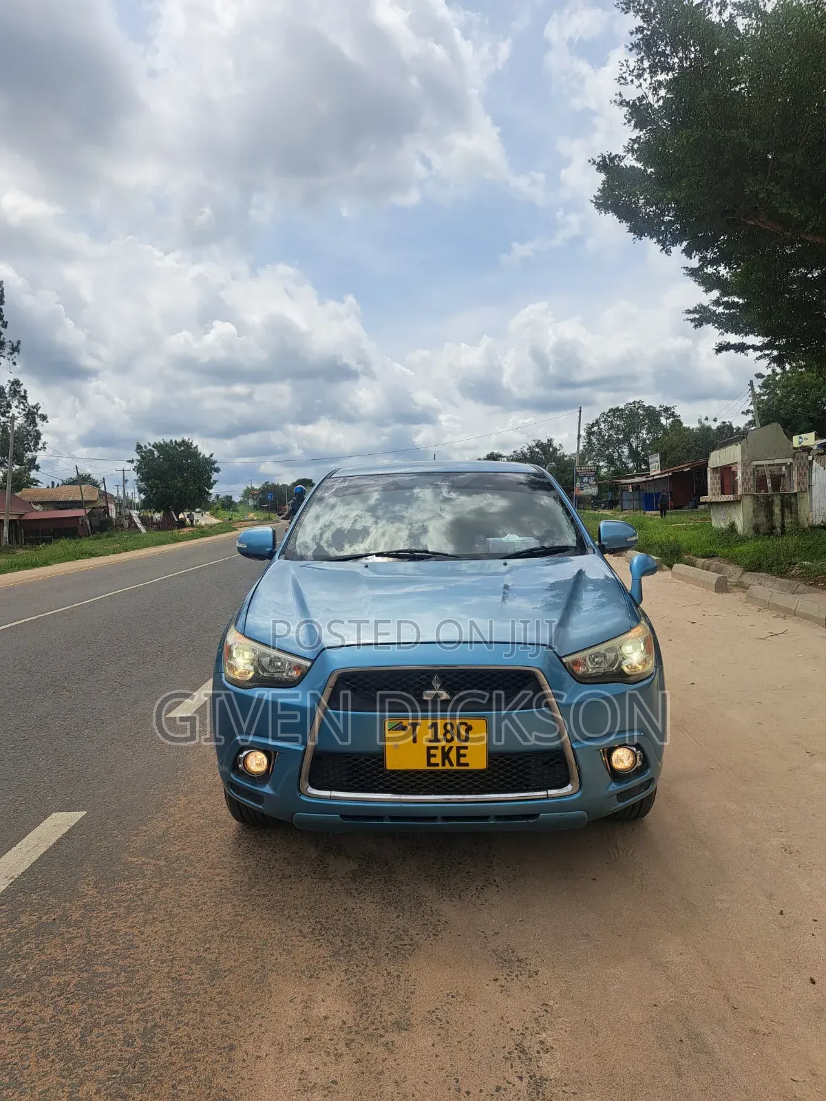 Mitsubishi RVR 2010