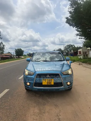 Mitsubishi RVR 2010