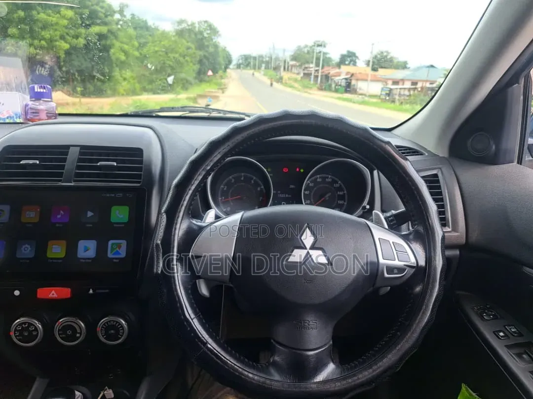 Mitsubishi RVR 2010
