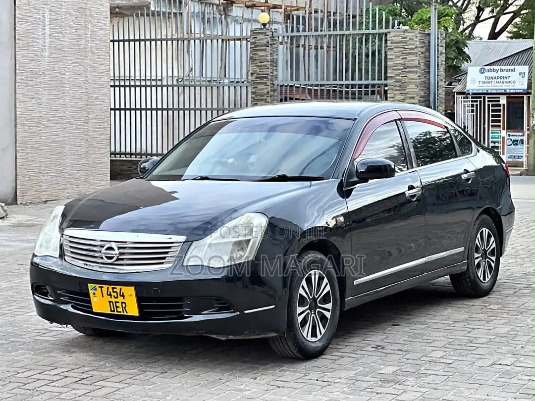 Nissan Bluebird 2005 Black