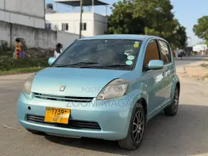 Toyota Passo 2004 Blue