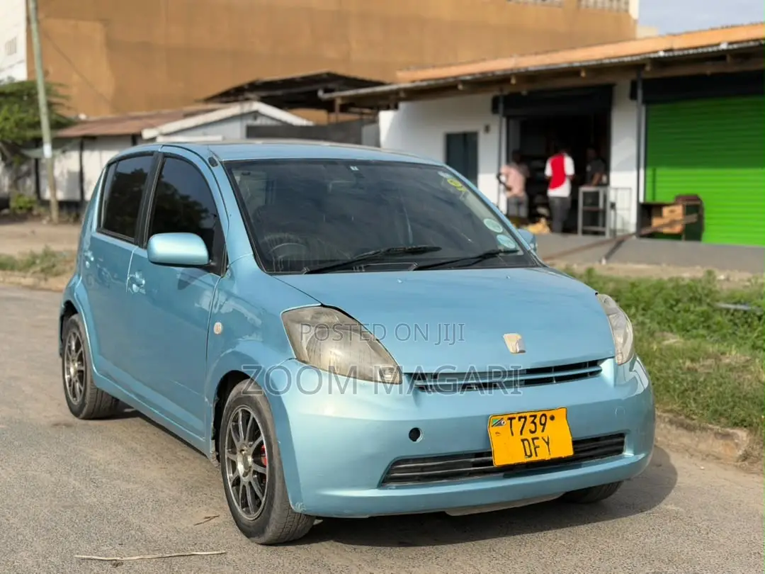 Toyota Passo 2004 Blue