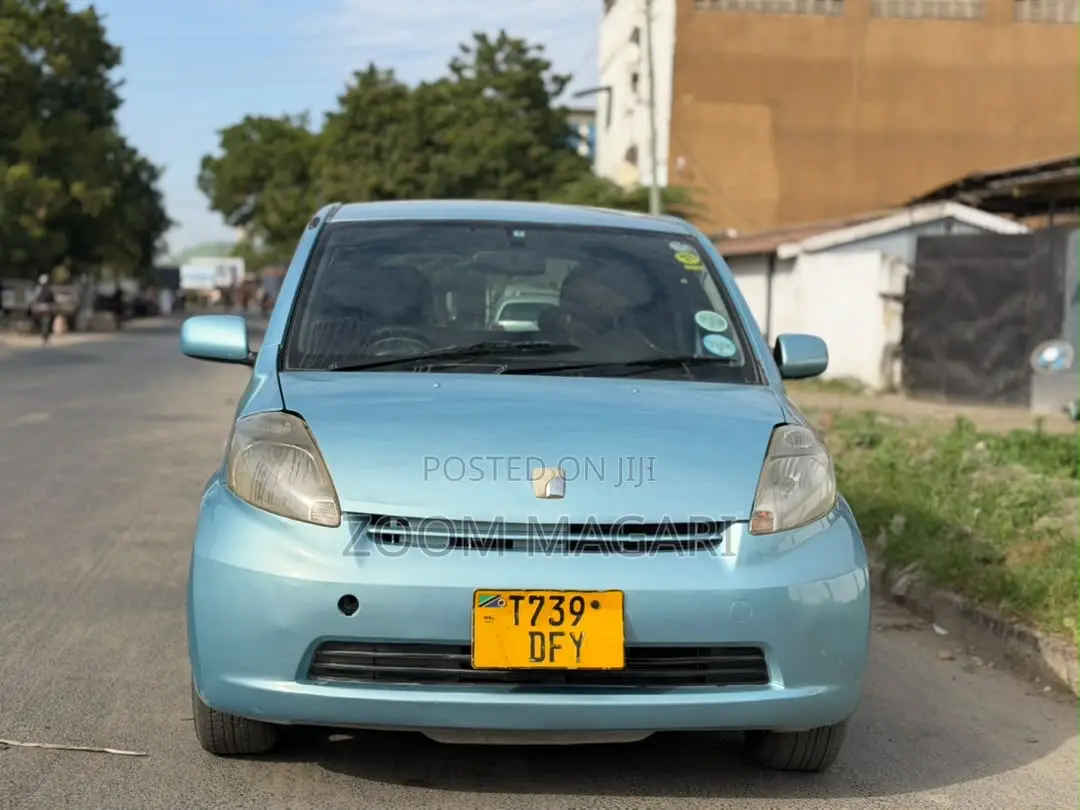 Toyota Passo 2004 Blue