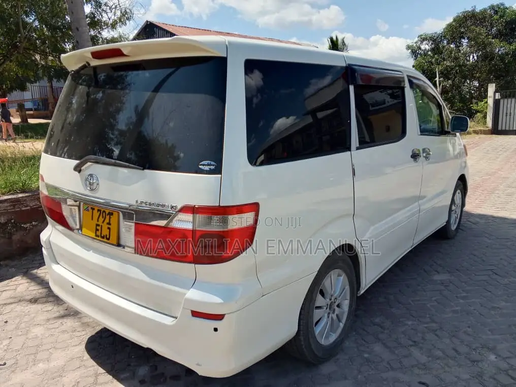 Toyota Alphard 2007 White