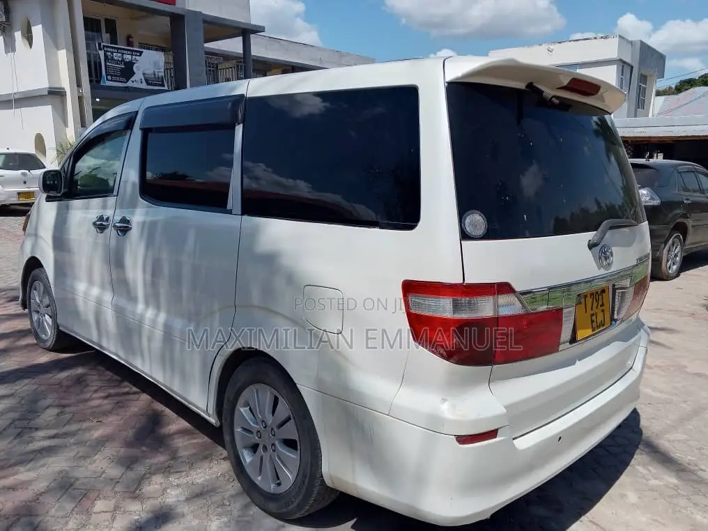 Toyota Alphard 2007 White