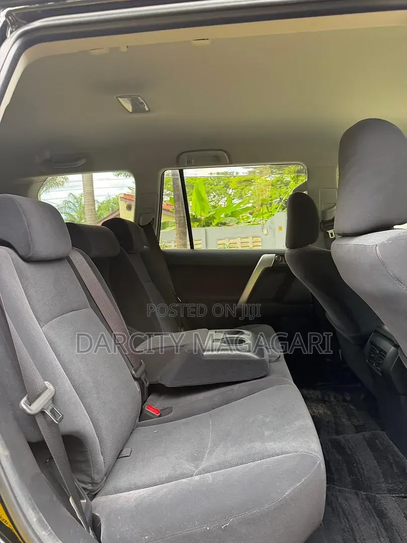 Toyota Land Cruiser Prado 2019 Black