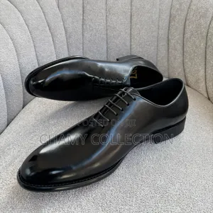 Leather Men's Shoes /Viatu Original Vya Kiume