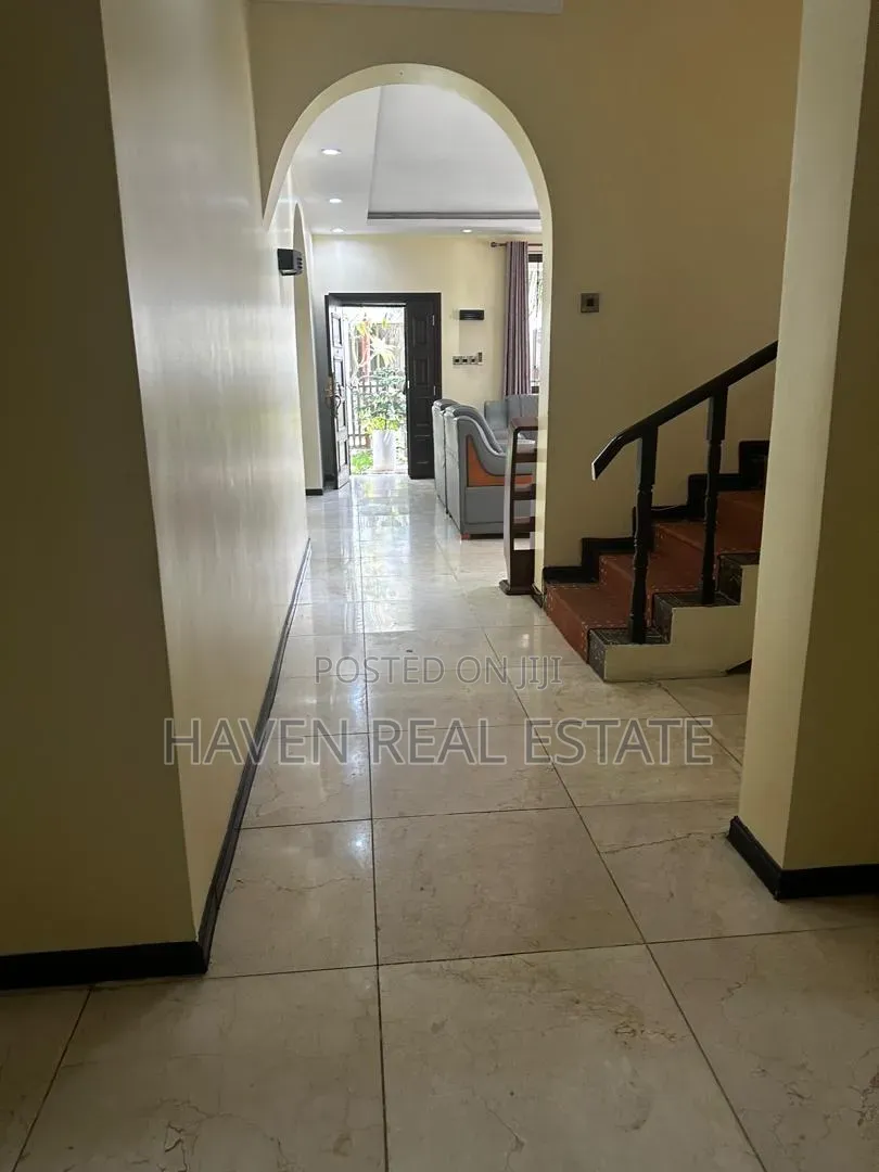 Furnished 4bdrm Villa in Masaki for rent