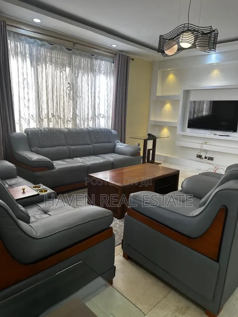 Furnished 4bdrm Villa in Masaki for rent