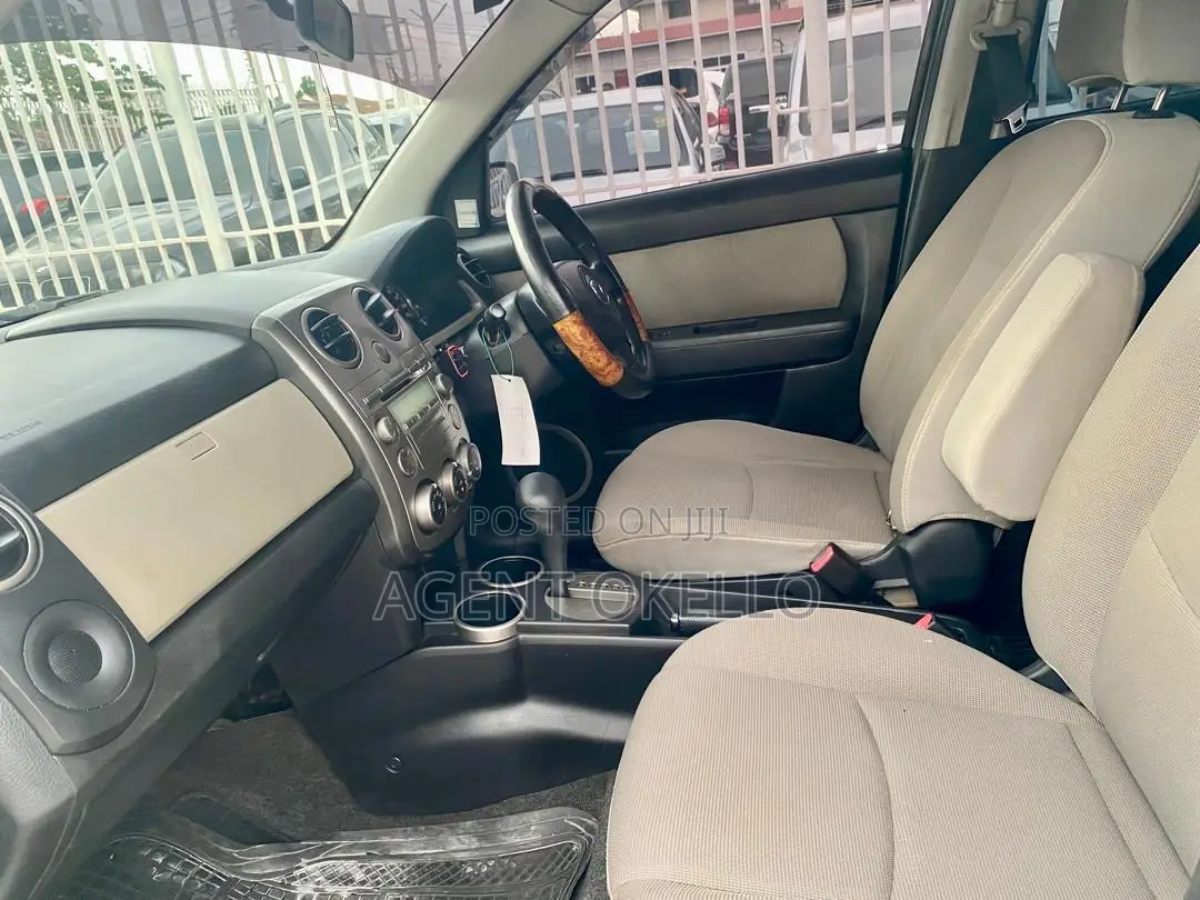 Mazda Verisa 2005 Blue