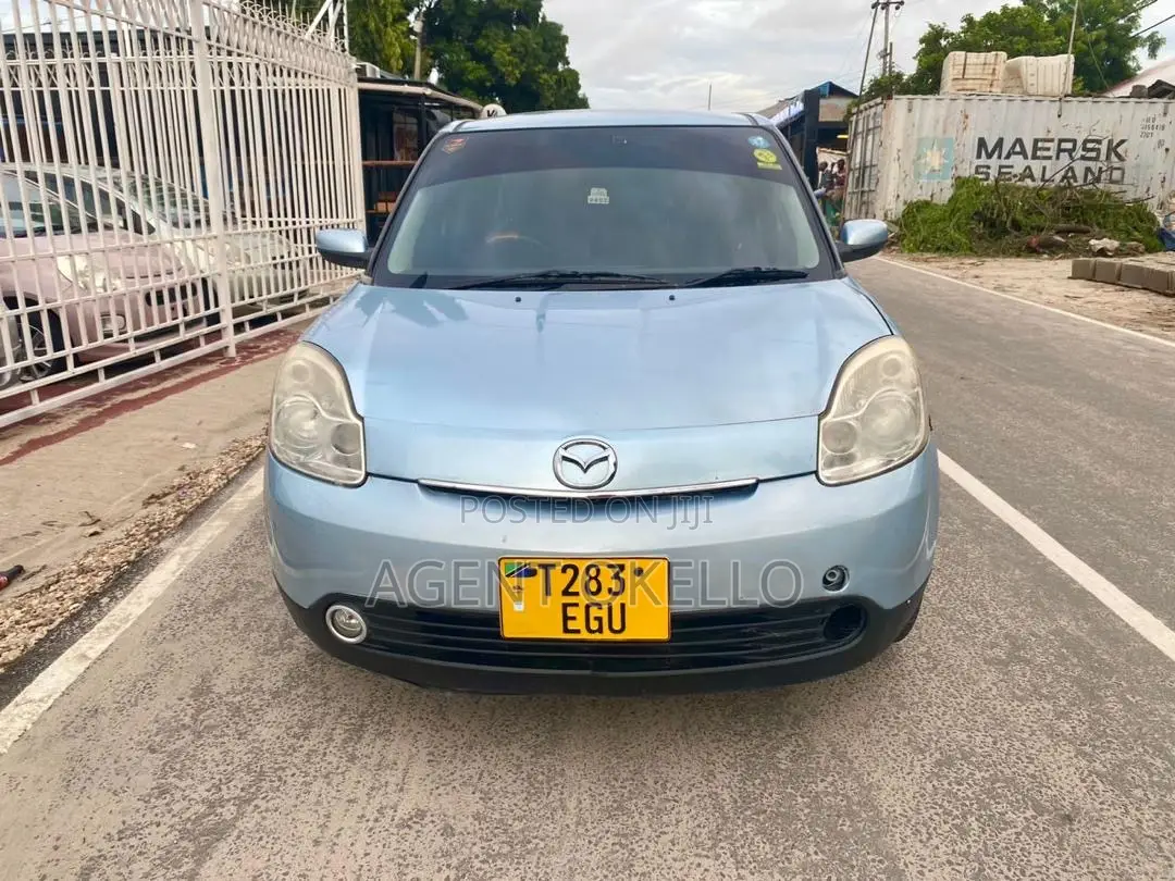 Mazda Verisa 2005 Blue