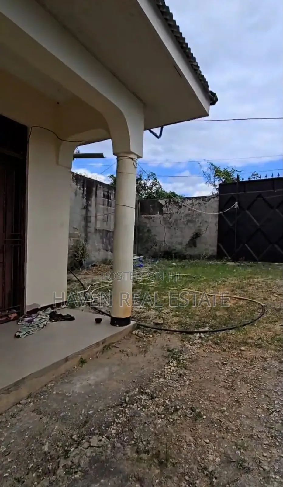 3bdrm Apartment in Kimara for sale