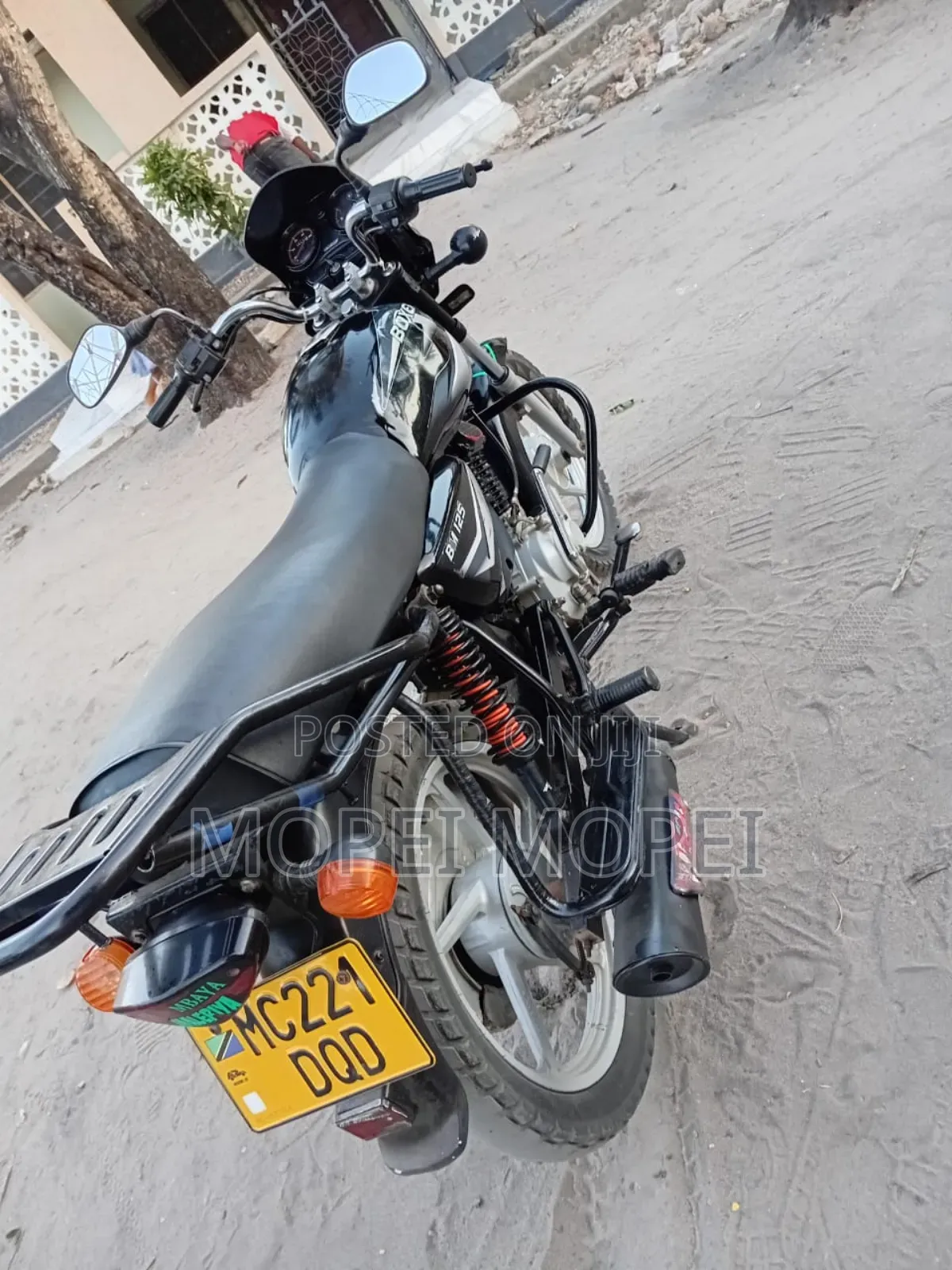 Bajaj Boxer 125 2021 Black