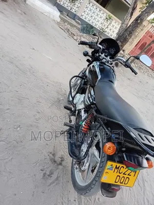 Bajaj Boxer 125 2021 Black