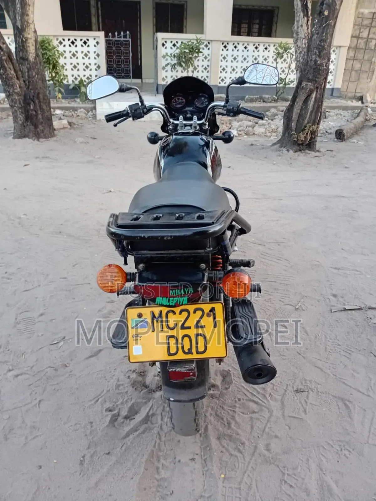 Bajaj Boxer 125 2021 Black