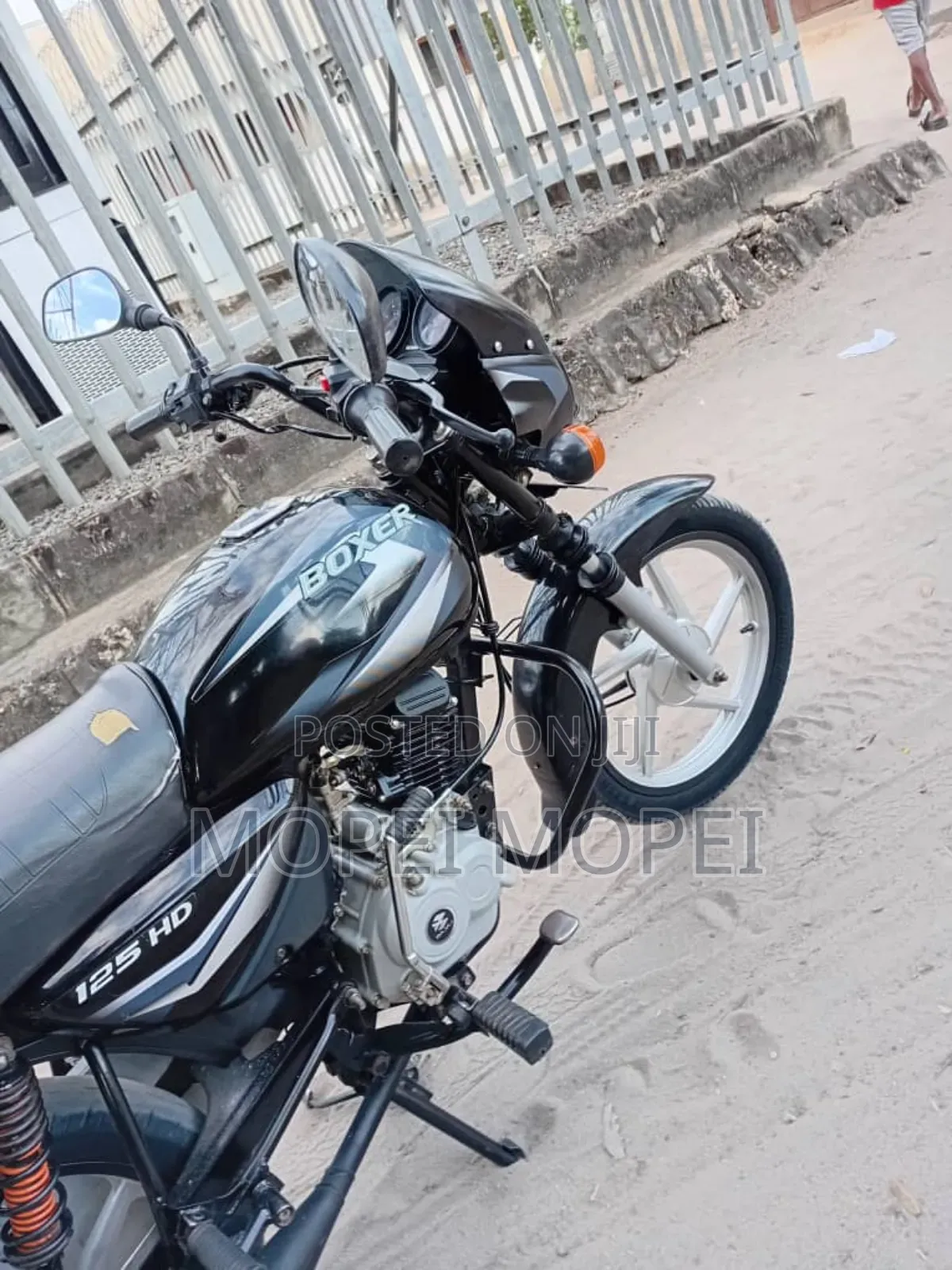 Bajaj Boxer 125 2025 Black
