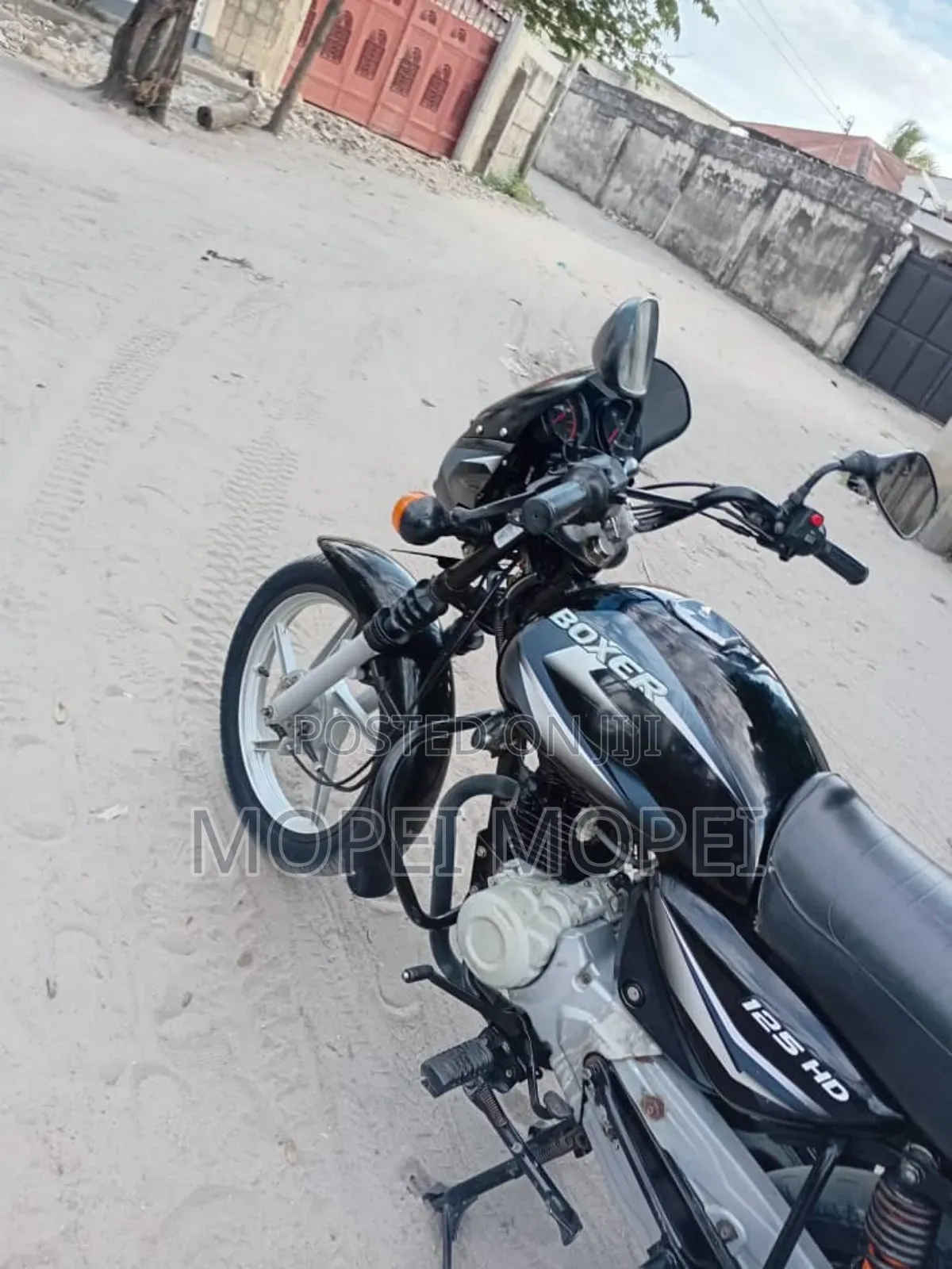 Bajaj Boxer 125 2025 Black