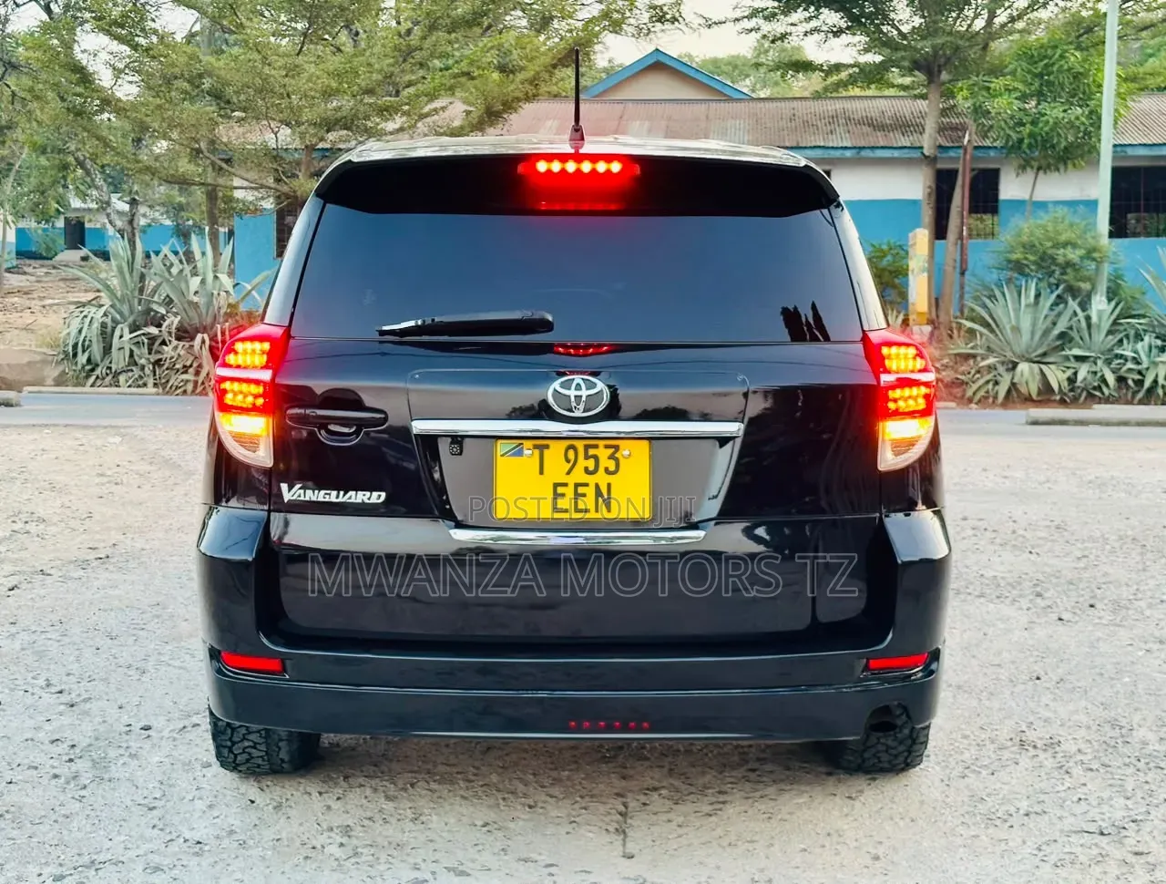 Toyota Vanguard 2007 Black