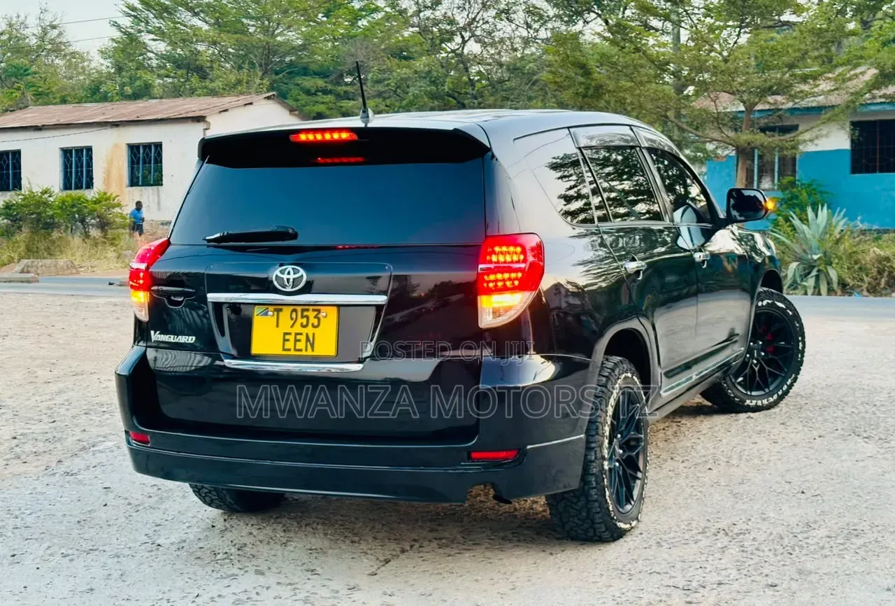 Toyota Vanguard 2007 Black