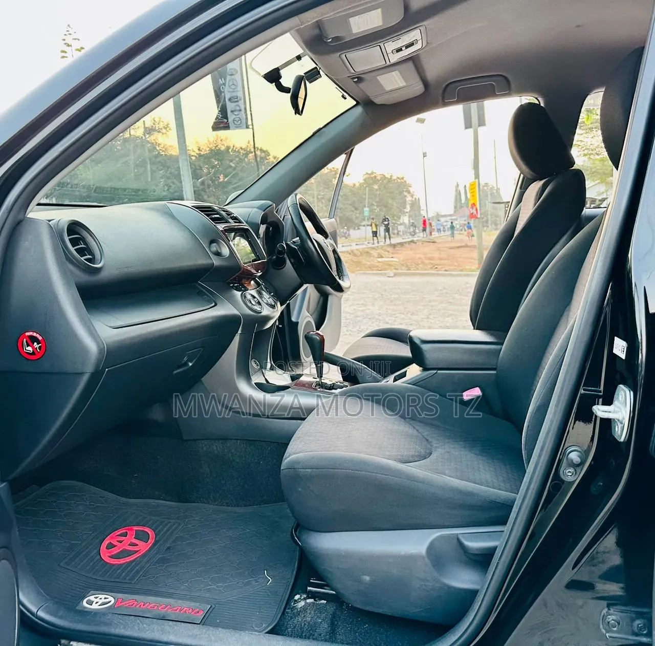 Toyota Vanguard 2007 Black