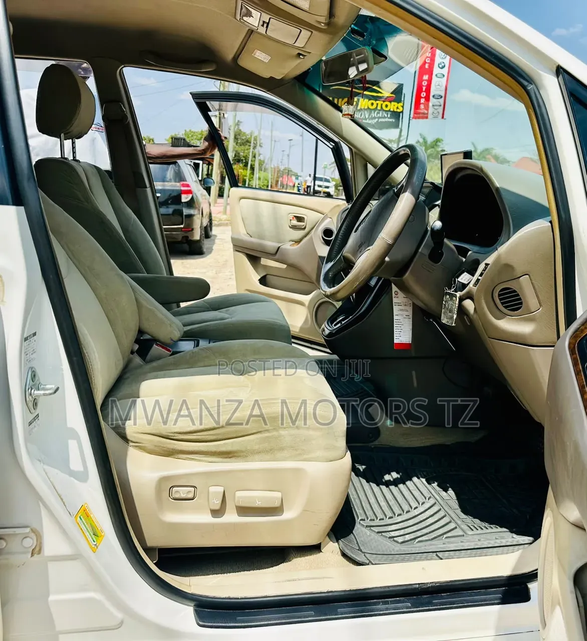 Toyota Harrier 1999 White