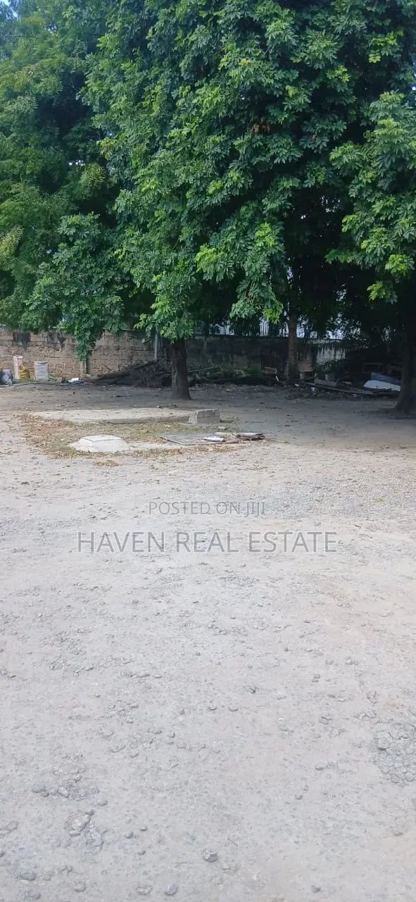 5bdrm House in Mikocheni for sale