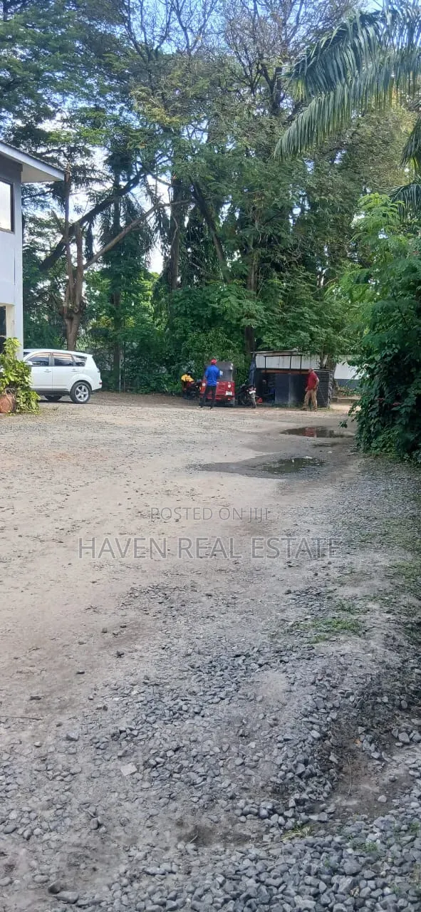 5bdrm House in Mikocheni for sale
