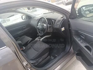 Mitsubishi RVR 2.0 2011 Gray