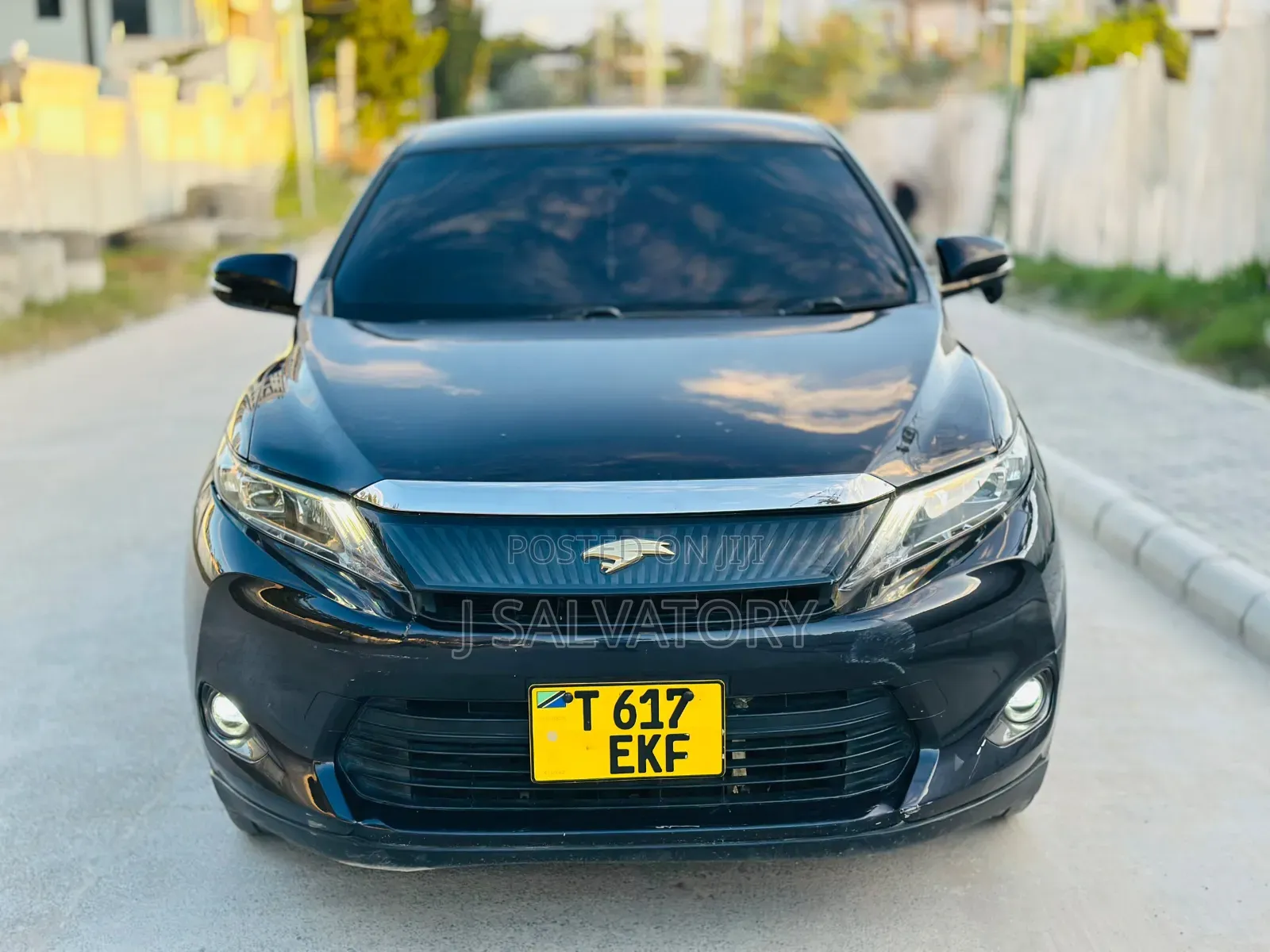 Toyota Harrier 2015 Beige