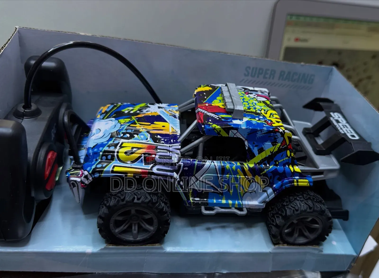 "Super Racing" Series Remote-Controlled Off-Road Dune Buggy