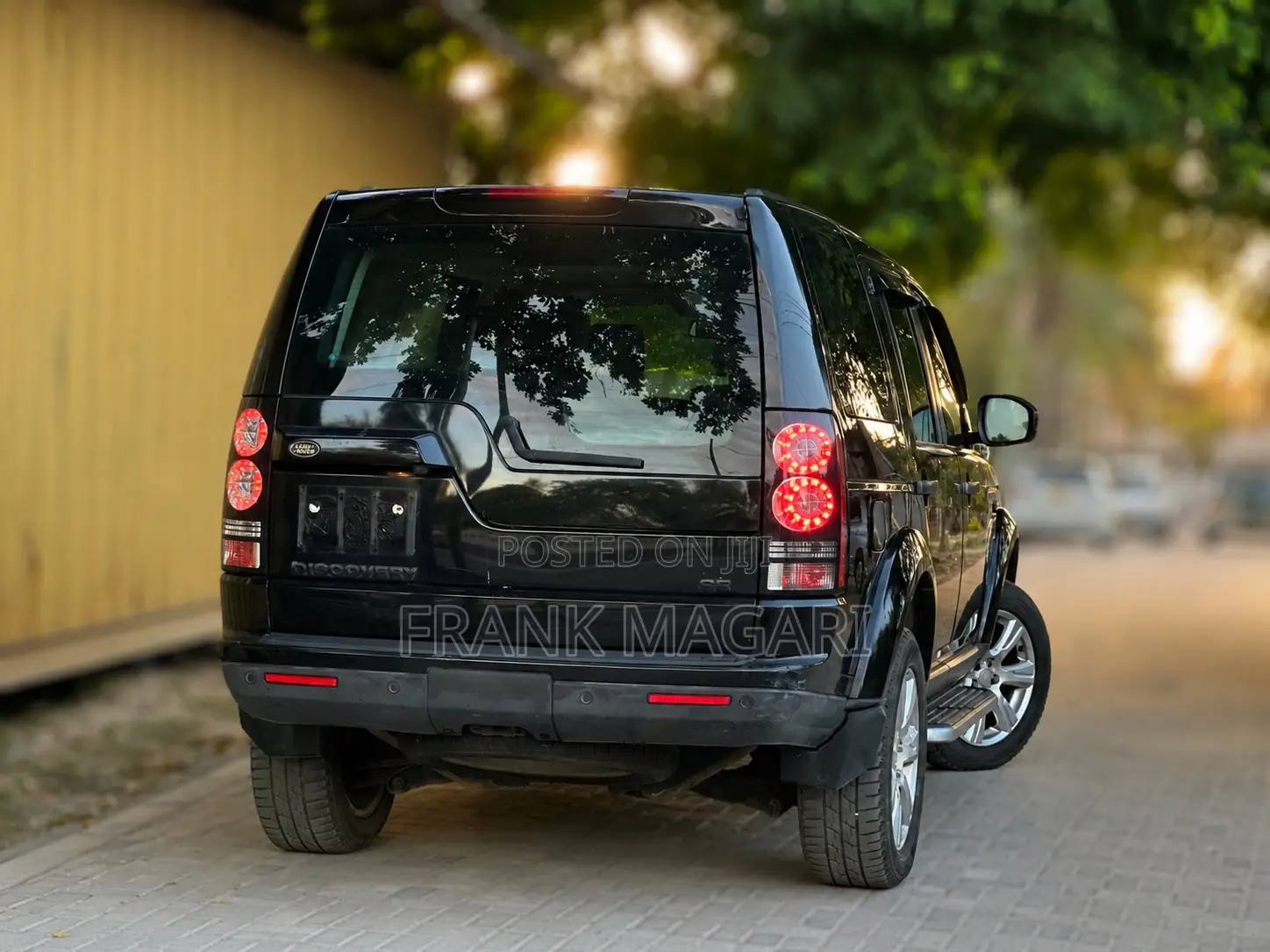 Land Rover Discovery 2015 Black