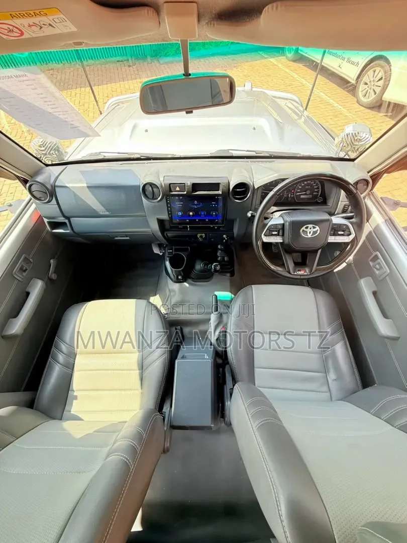 Toyota Land Cruiser 2020 Silver