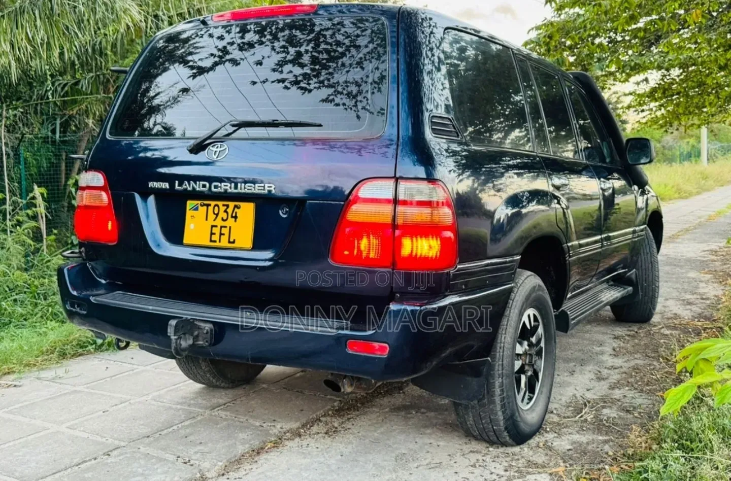Toyota Land Cruiser 2006 Blue