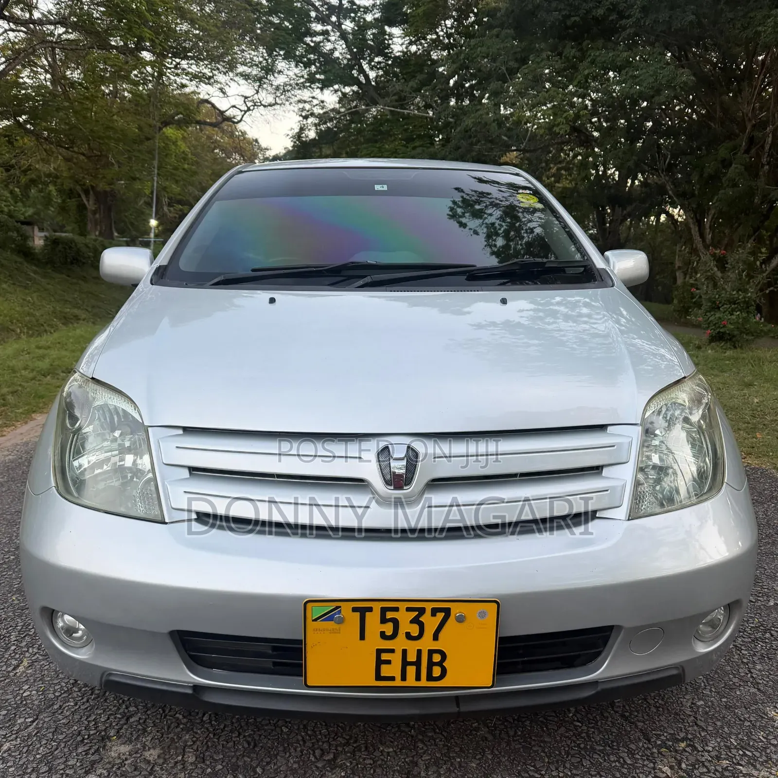 Toyota IST 2004 Silver