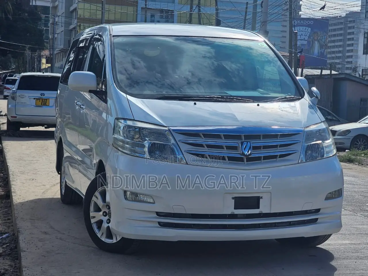 Toyota Alphard 2.4 Petrol FWD 2007 White