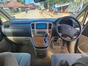 Toyota Alphard 2.4 Petrol FWD 2007 White