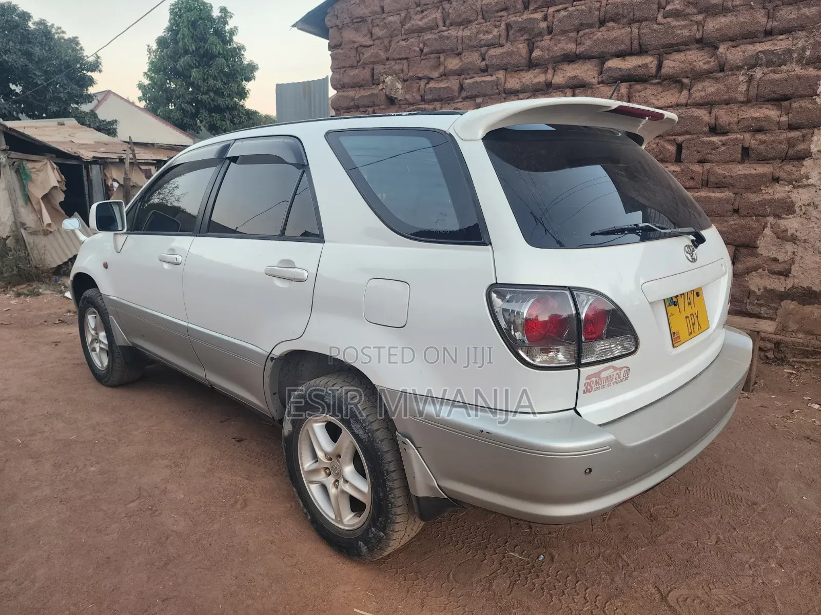 Toyota Harrier 2002 White
