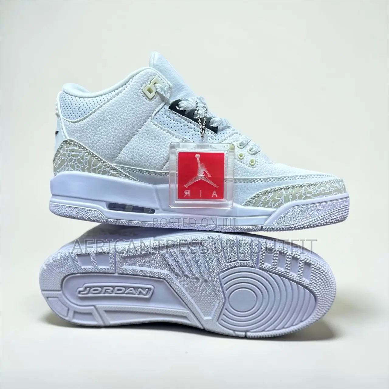 Air Jordan 3 Retro True Blue Design