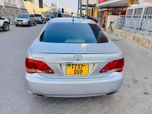 Toyota Crown 2009 Silver