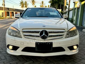 Mercedes-Benz C-Class 2008 White